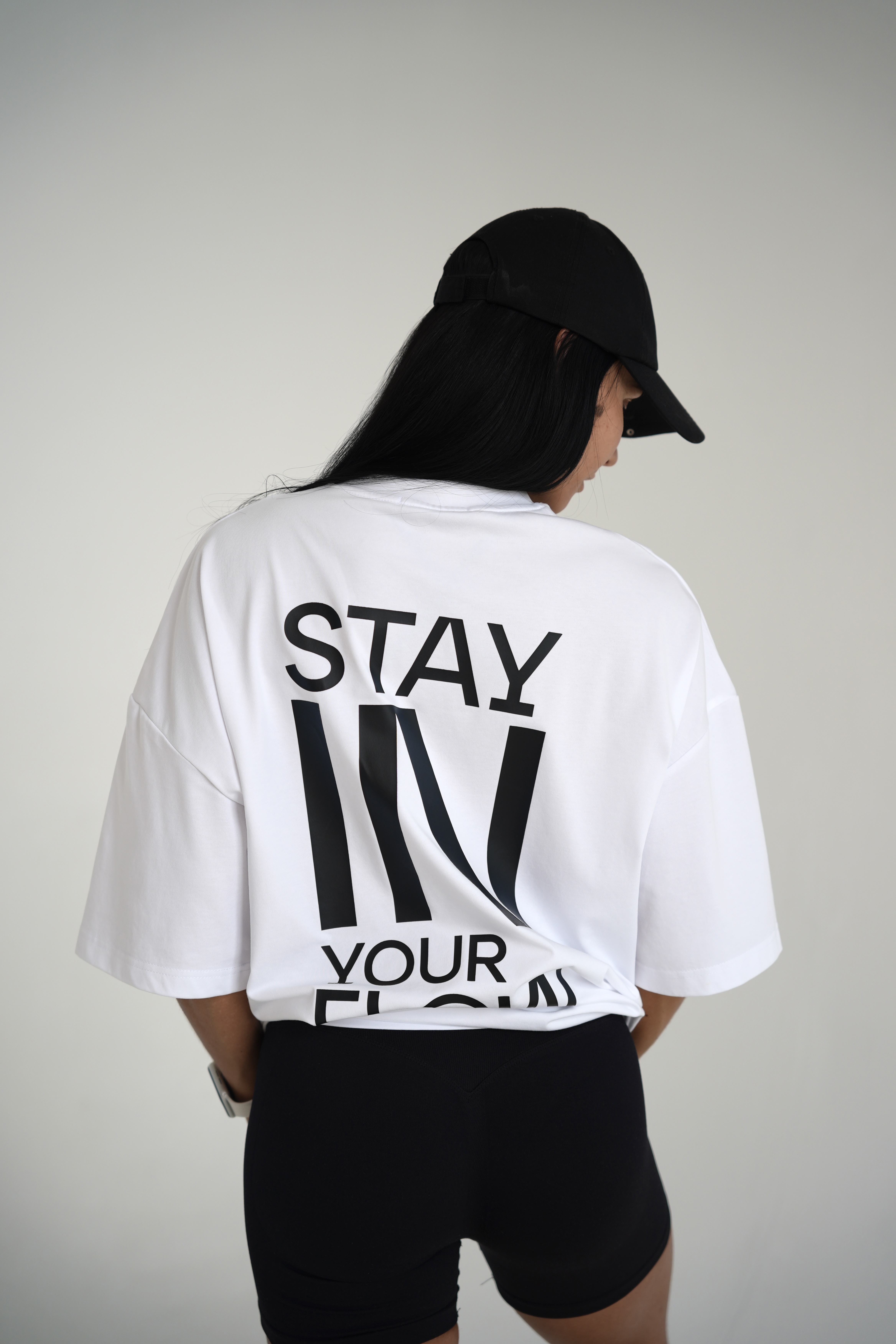 Футболка «Stay in your flow»